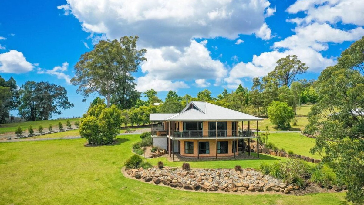Possum Brush House | Revitalise your soul in the “Well Being” Eco Lodge.