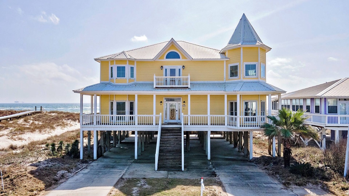 Saint Elmo House | Revive and Relax at Coastsoul Revival Your Fort Morgan Getaway! Gulf Front