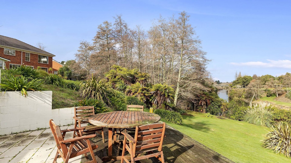 Tamahere Apartment | Revive offers you restful accommodation in beautiful country setting