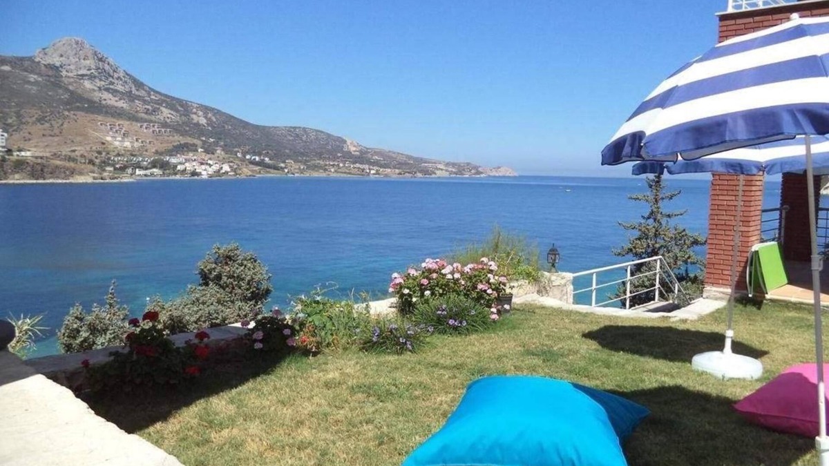 Karaburun Hotel | Reyhan Hotel