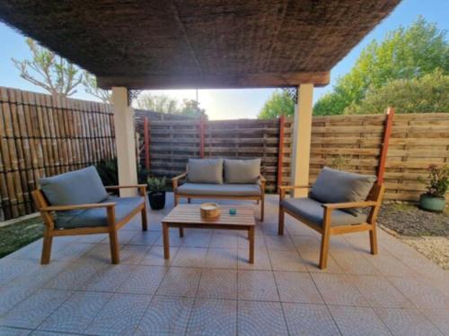 La Seyne-sur-Mer Apartment | Rez-de-jardin à 3 min à pied de la plage des Sablettes