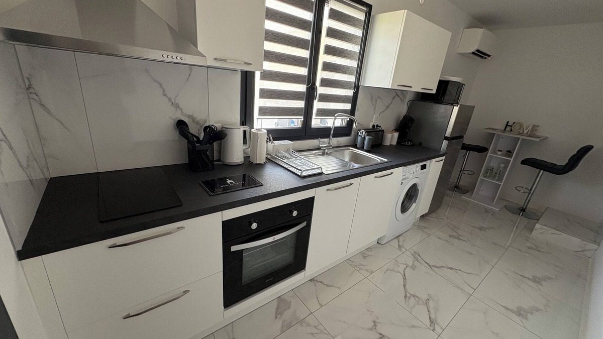 Alata Apartment | Rez de villa tour confort near Ajaccio with panoramic view of Mont Gozzi