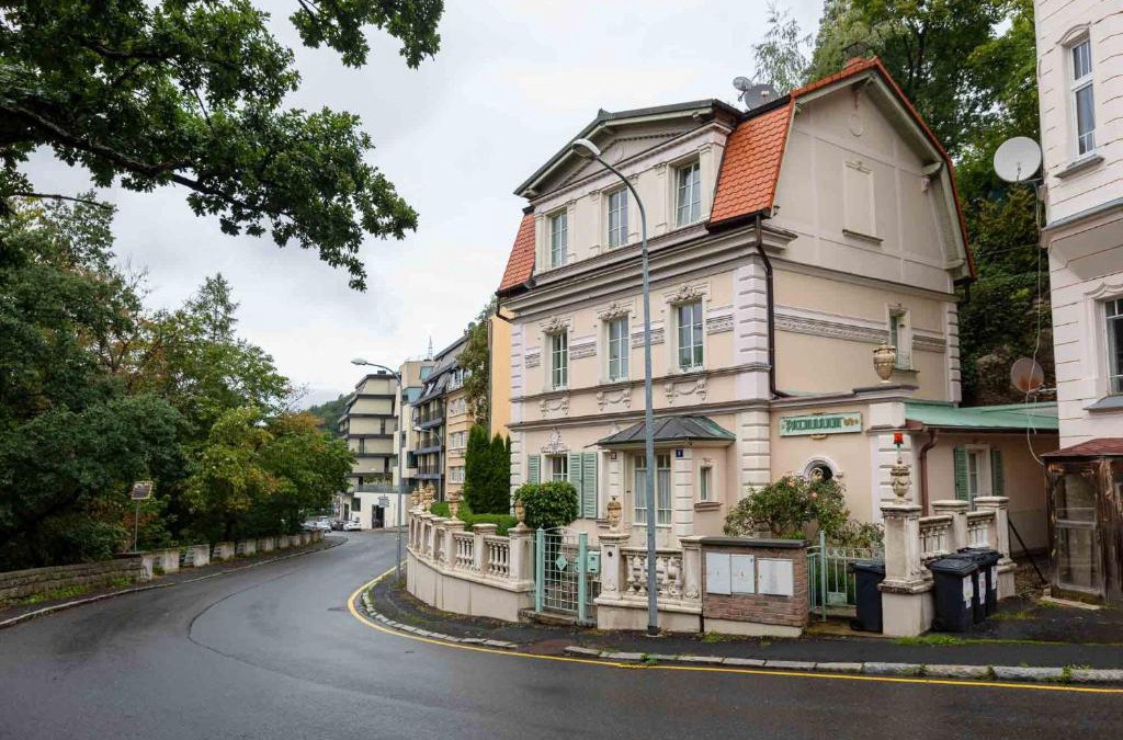 Karlovy Vary Villa | Rezidence Palmbaum - luxury and relax