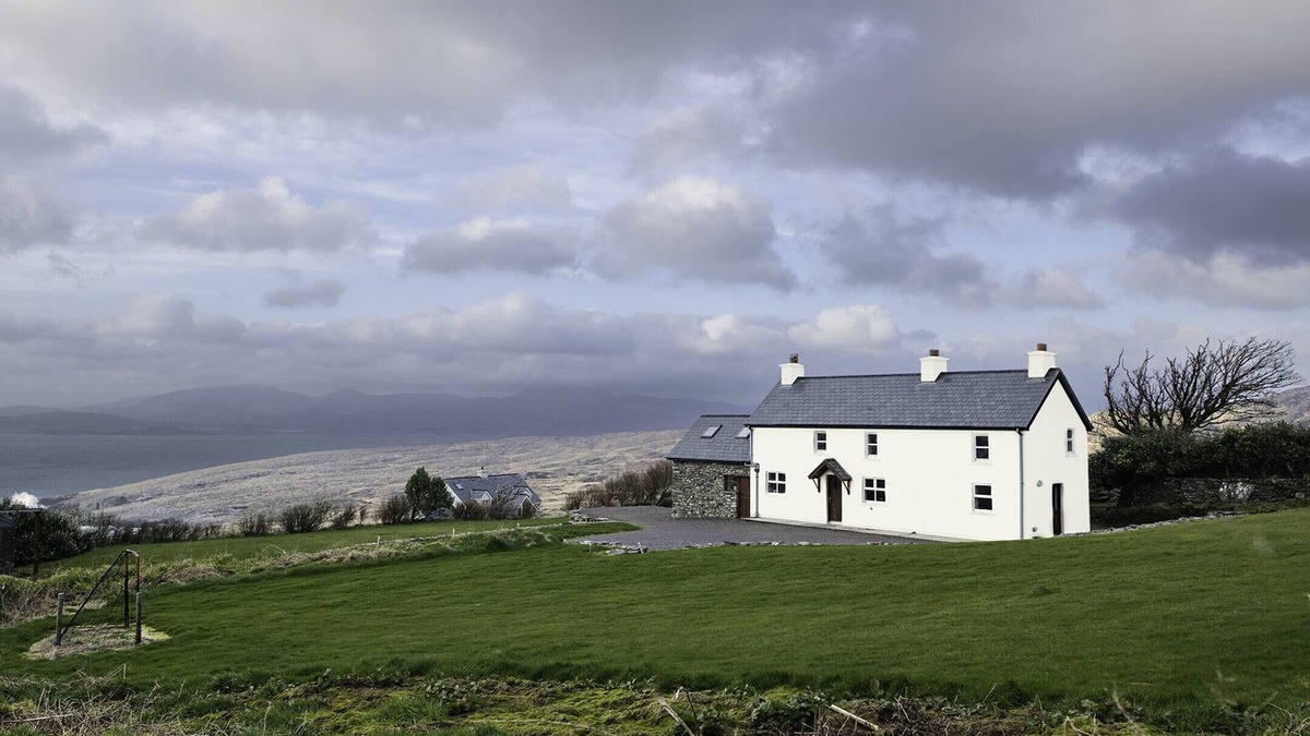 Town Lots Ski Chalet | Rhea Holiday Home Bantry