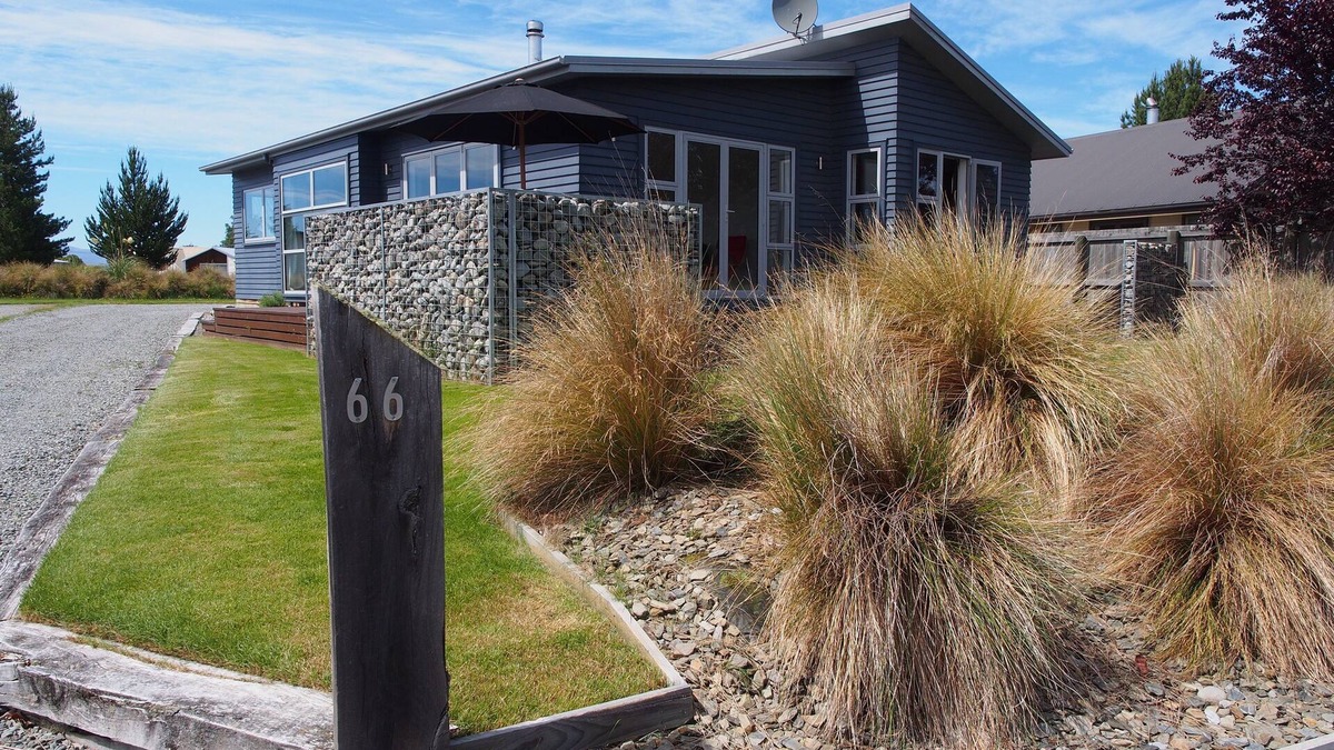 Twizel House | Rhoboro Getaway - Twizel. Free fibre broadband WIFI