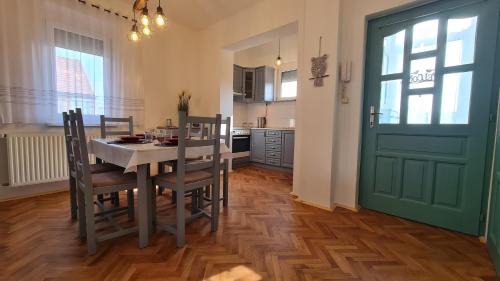 Mohacs Apartment | RI-JÓ apartman