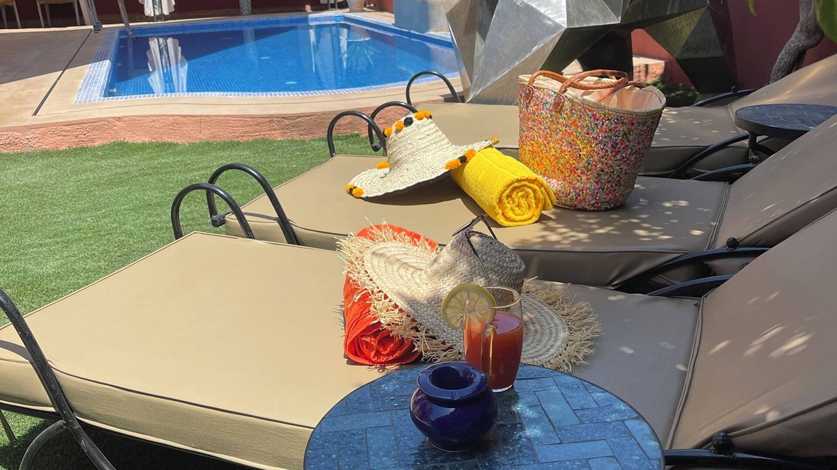 Targa Villa | RIAD DAR NAFAA MAGNIFICENT VILLA PRIVATE POOL JACUZZI QUIET 7 KMS FROM THE CENTER
