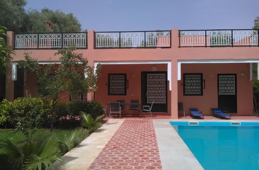 Azrou Melloul House | Riad Marrakech Ourika