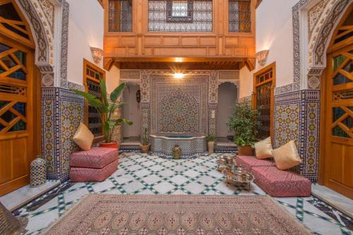 Zekkak Er Roumane House | Riad Scalia Traditional Guesthouse Fes Morocco