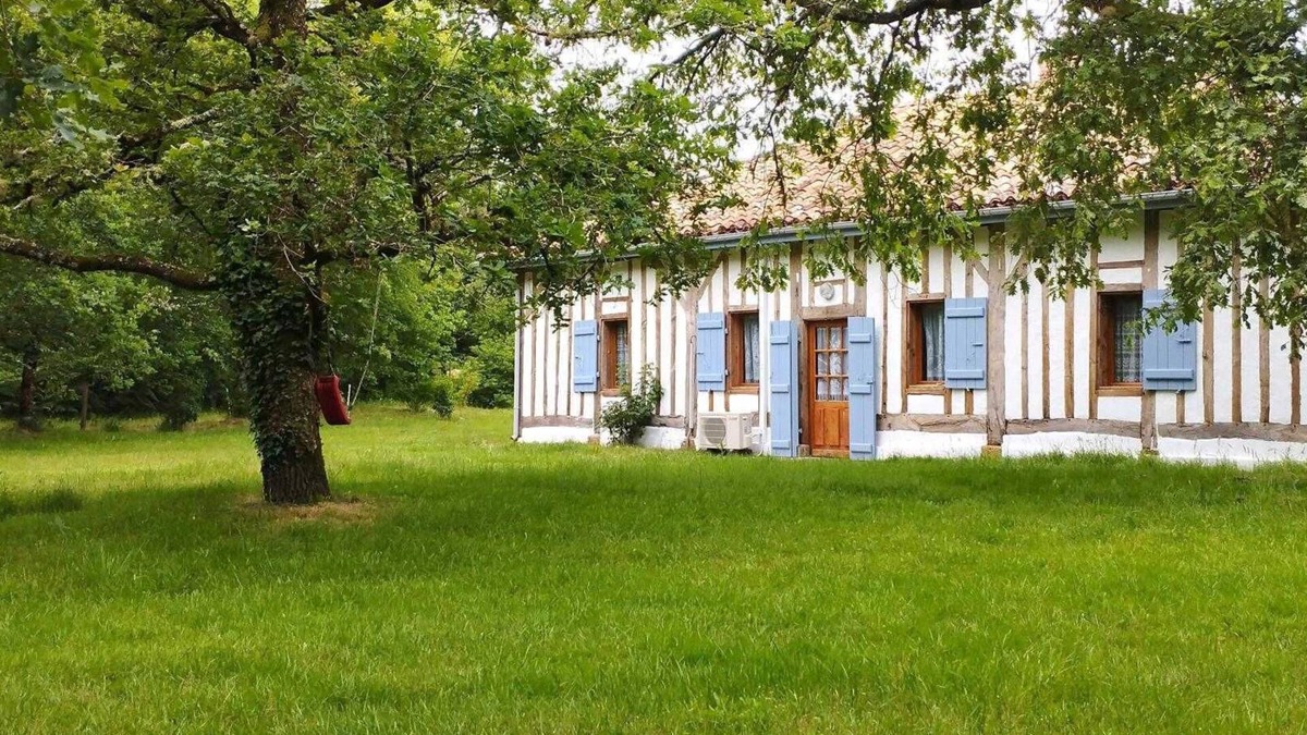 Sabres House | RIBAN - SABRES - Gîte