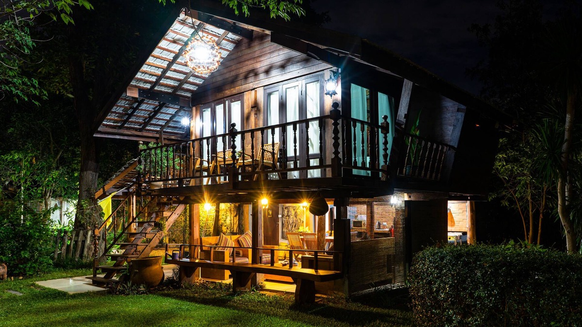 Hang Dong House | Rice Barn and Rooms