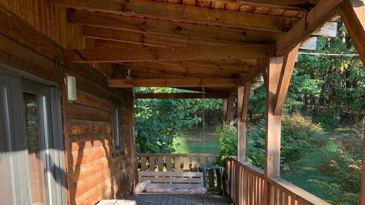 Mabie Cabin | Rich Mountain Retreat - secluded mountain cabin