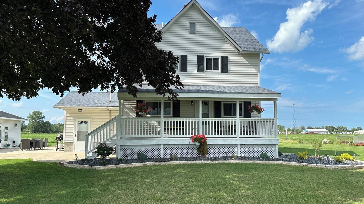 Oak Harbor Other | Rich's Gone-Fish-Inn