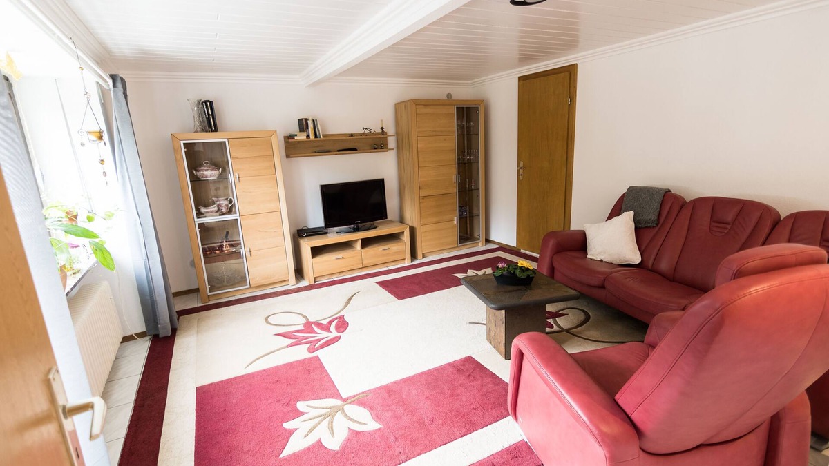 Idar-Oberstein Apartment | Richards im Haus Kallin ground floor apartment with terrace near the forest, hiking trails