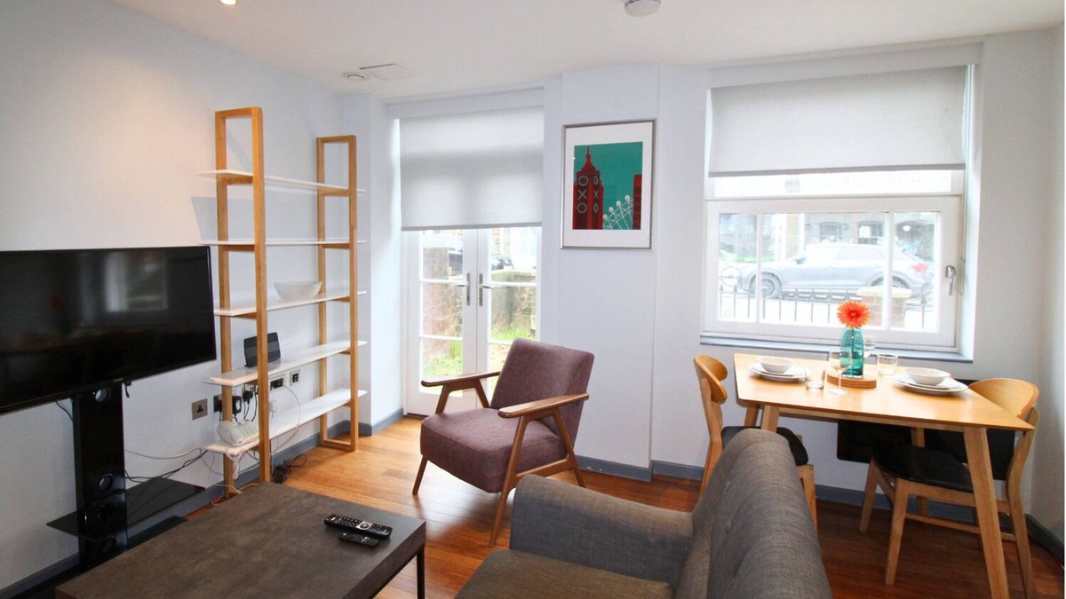 South Richmond Apartment | Richmond Ibis House Apartments by Viridian Apartments
