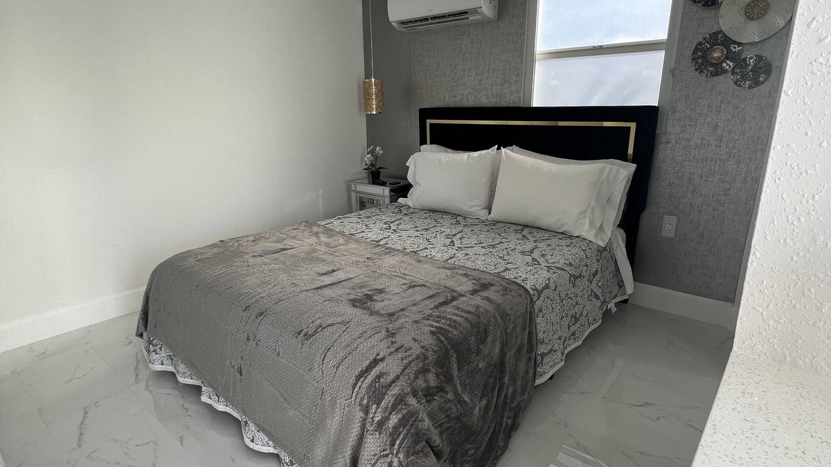Tampa Apartment | richon of love