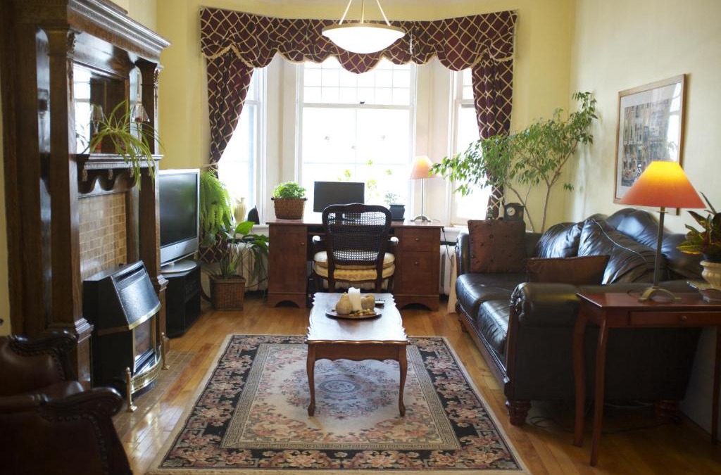 Golden Triangle Bed & Breakfast | Rideau Inn