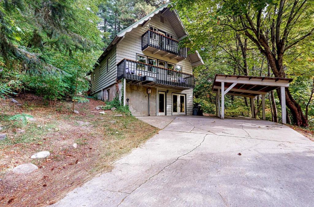 Leavenworth House | Ridge View Retreat - 3 Bed 2 Bath Vacation home in Lake Wenatchee
