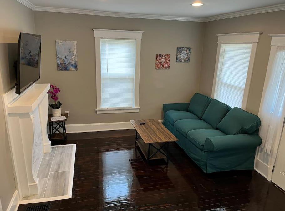 Norwood House | Ridgeway 2 Bedroom House near Xavier Downtown