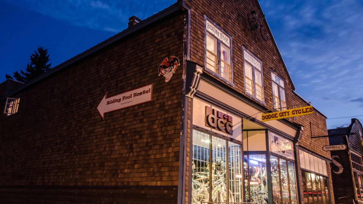 Cumberland Hotel | Riding Fool Accommodation