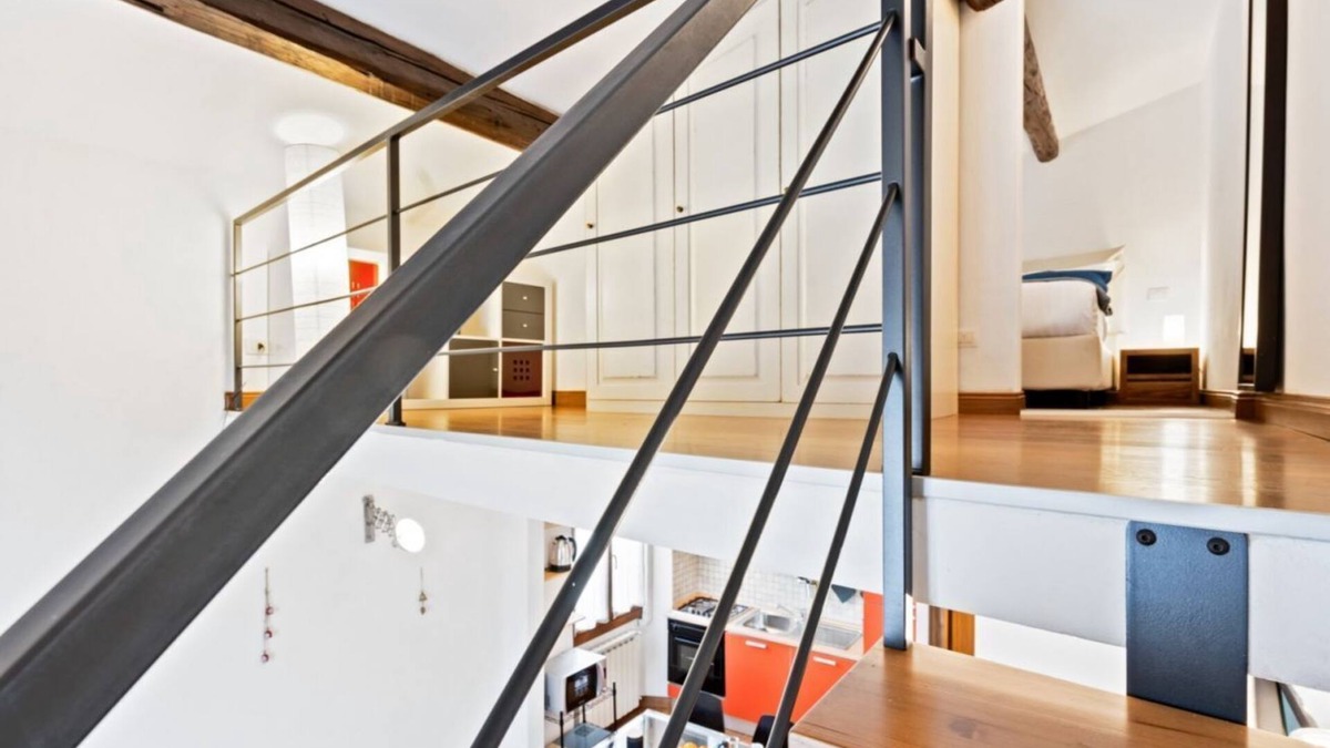 Careggi Rifredi Apartment | Rifredi & Dalmatia Modern Loft