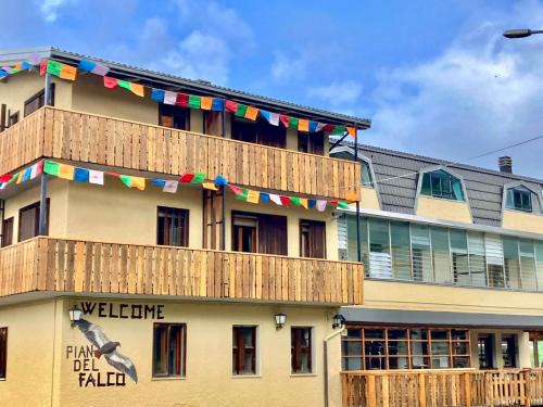 Roncoscaglia Hotel | Rifugio Hotel Calvanella