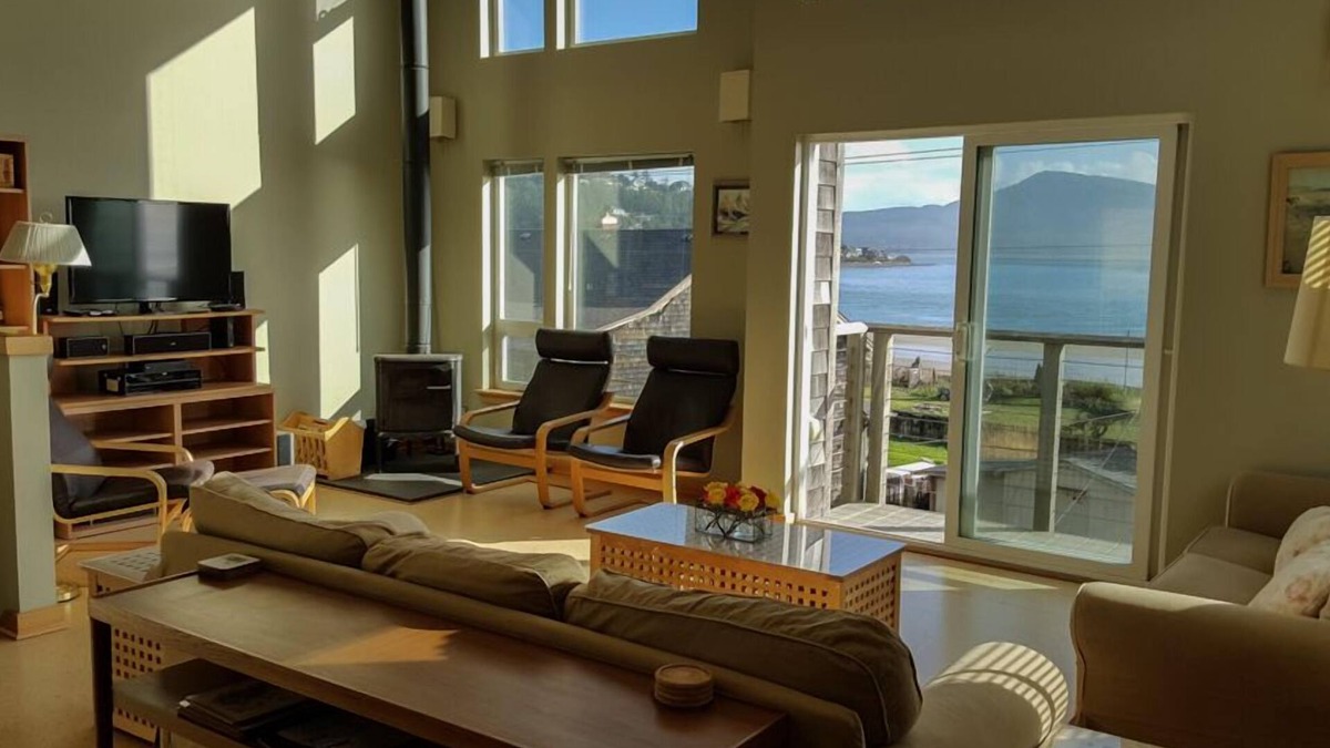 Netarts House | Right across from Bay and Ocean and just steps to the beach!