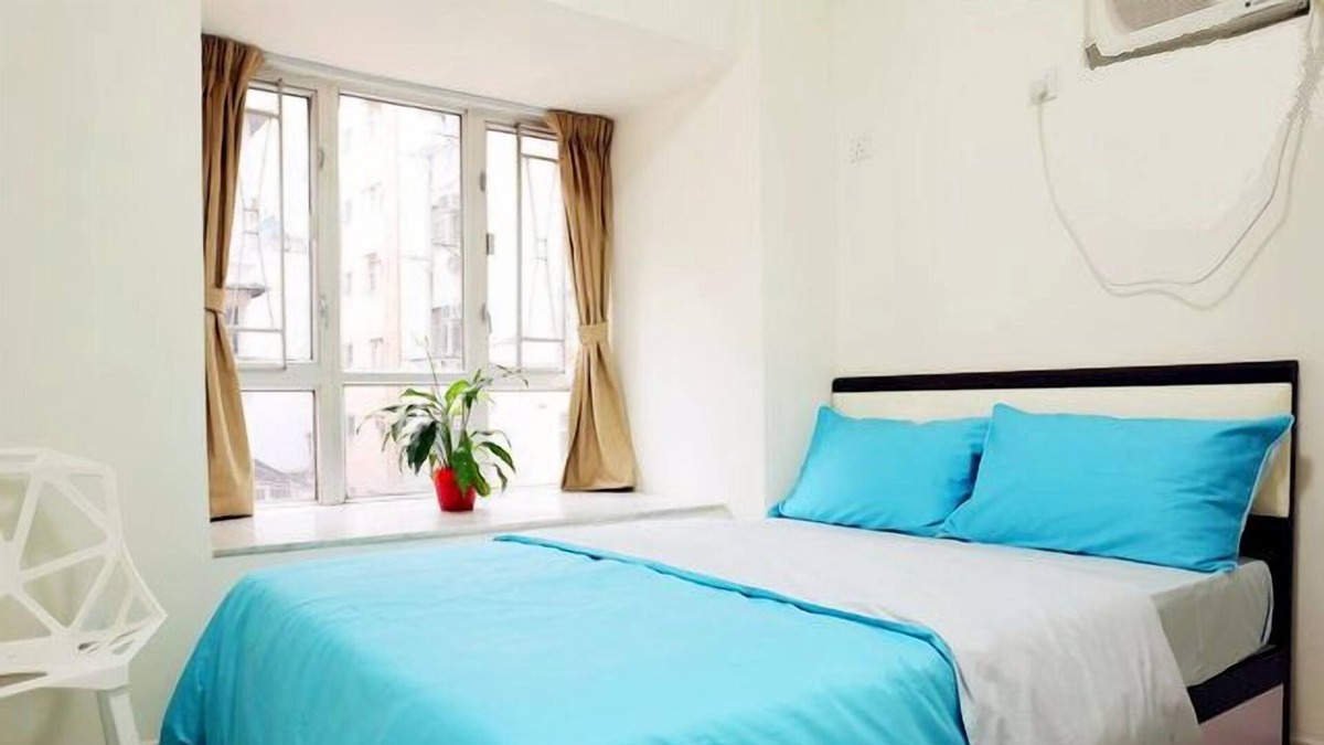Mong Kok Apartment | Right Next to the Famous Ladies' Market