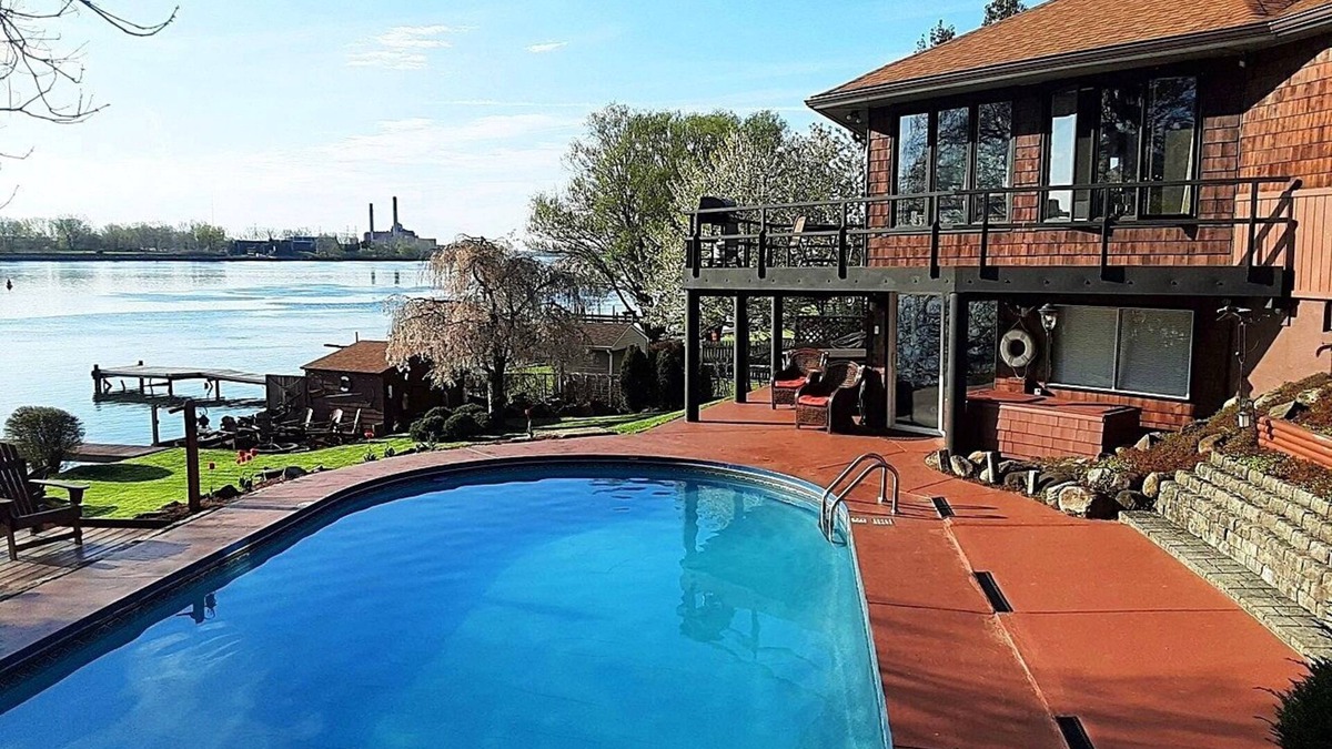 Grand Island House | Right On the Niagara River - River Access Dock - Pool - Hot Tub - Firepit.more