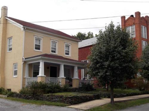 Bolivar House | Riley House