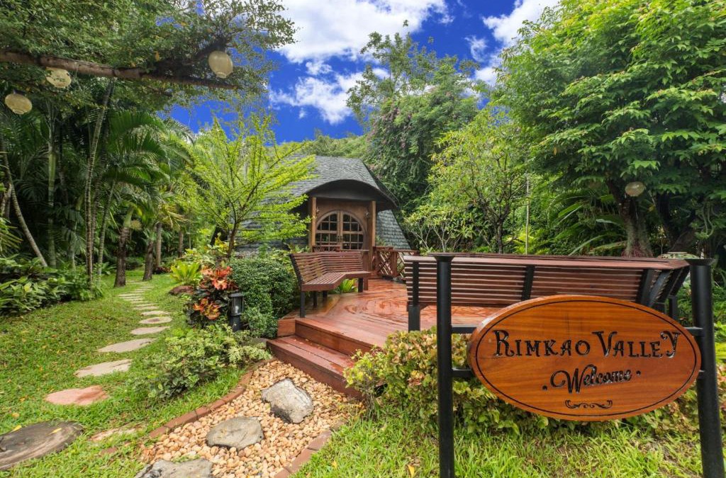 Suan Phueng Resort | Rimkao Valley Resort