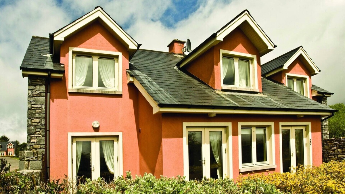 Templenoe Ski Chalet | Ring of Kerry Holiday Cottage No.22