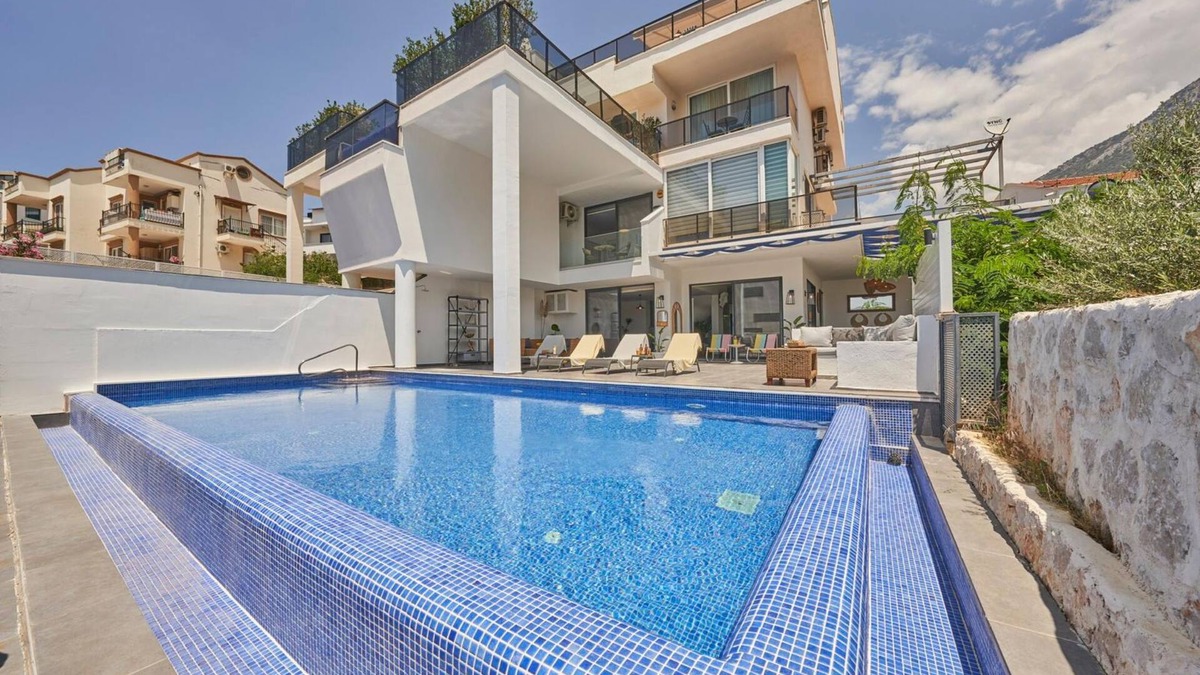 Kalkan Villa | Rio Villa: Charming Retreat in Kalkan Centre
