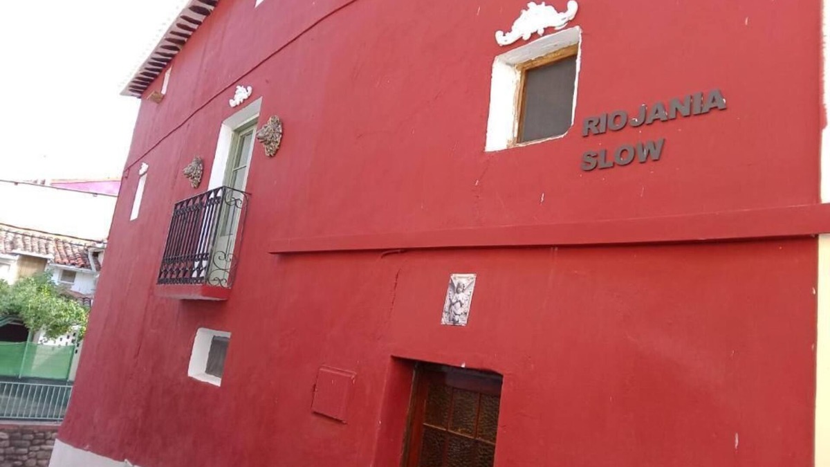 Santa Eulalia Bajera Bed & Breakfast | Riojania Slow - Studio with Balcony