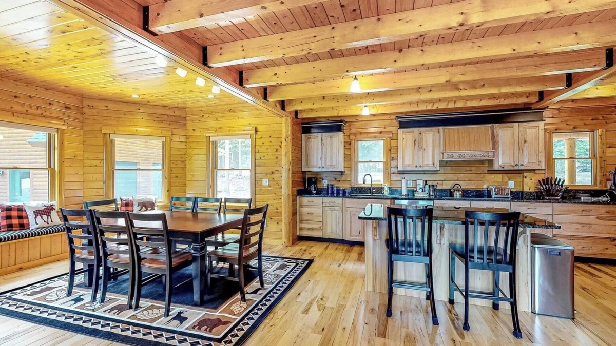 Rockwood House | Rise n' Shine Maine - A Lakefront Loghouse in the Woods