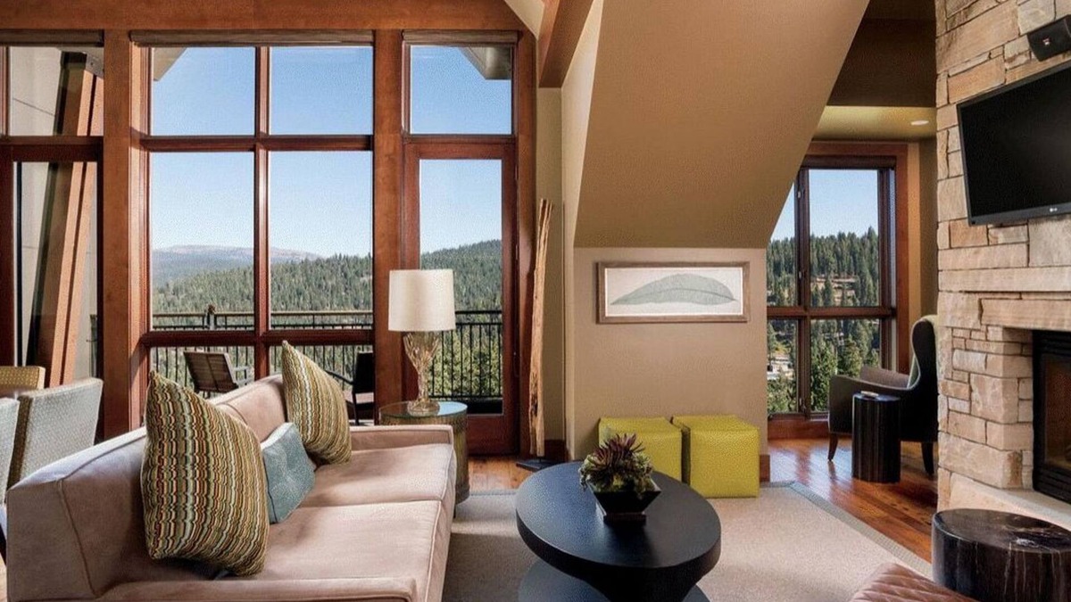 Truckee Resort | Ritz Carlton Tahoe 3 bedroom 3.5 bath residence