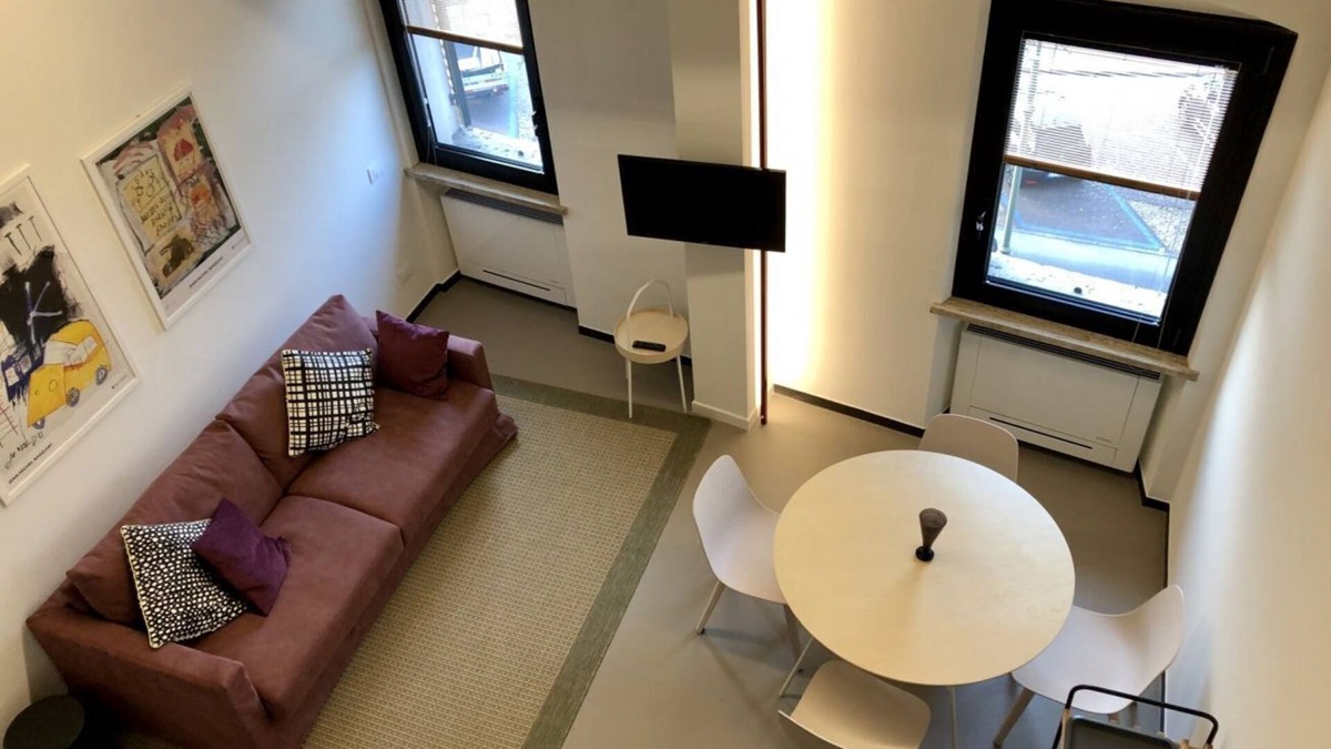 Citta Antica Apartment | Rivadige Suite 4 Verona Journeys with beautiful view on the river