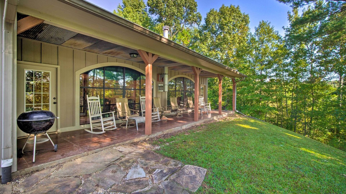 Heflin Cabin | 'River Bend Lodge' Heflin Home in the Woods!