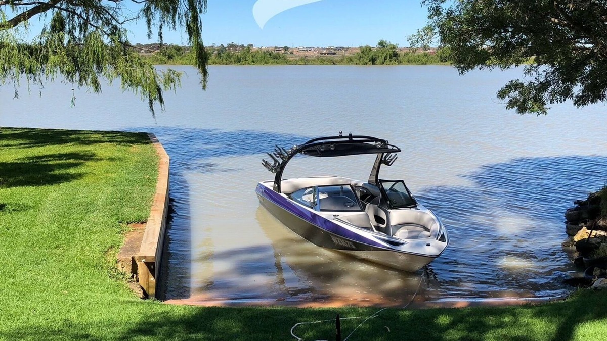 Seymour House | River Bend Retreat - Holiday Home Rental