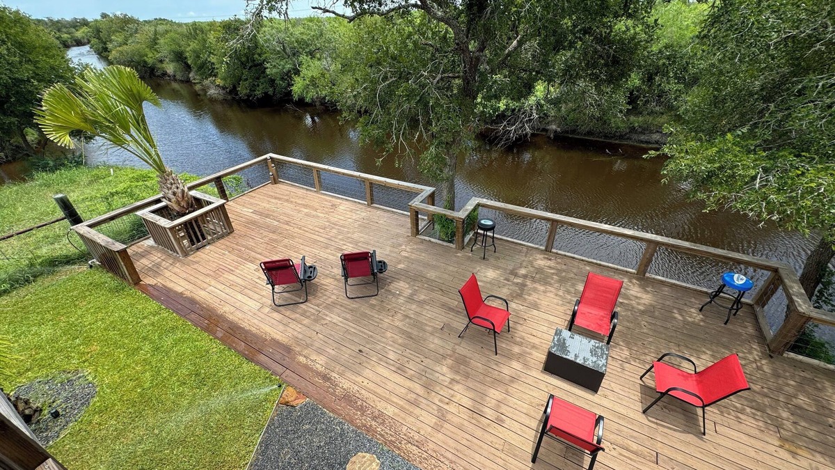 Refugio County Cabin | River Cabin in Woodsboro