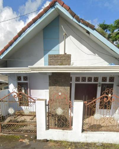 Argosari Villa | River Cliff villa