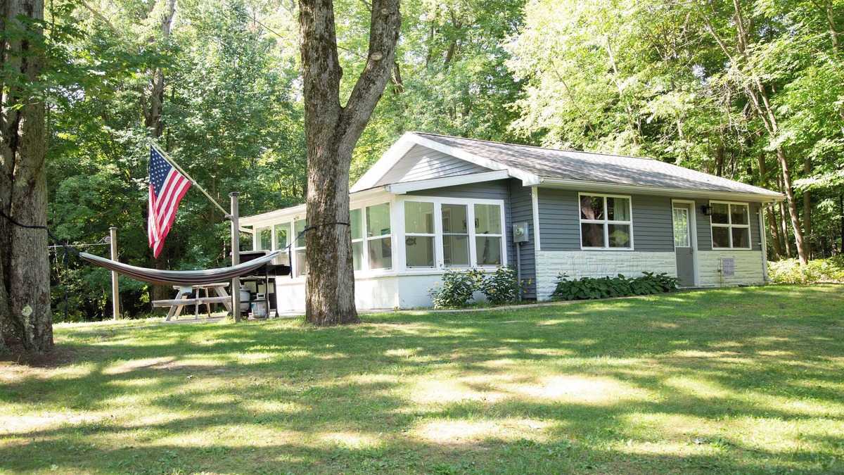 Ludington Cottage | River Dream Cottage - Located minutes from Downtown Ludington & Lake MI Beaches