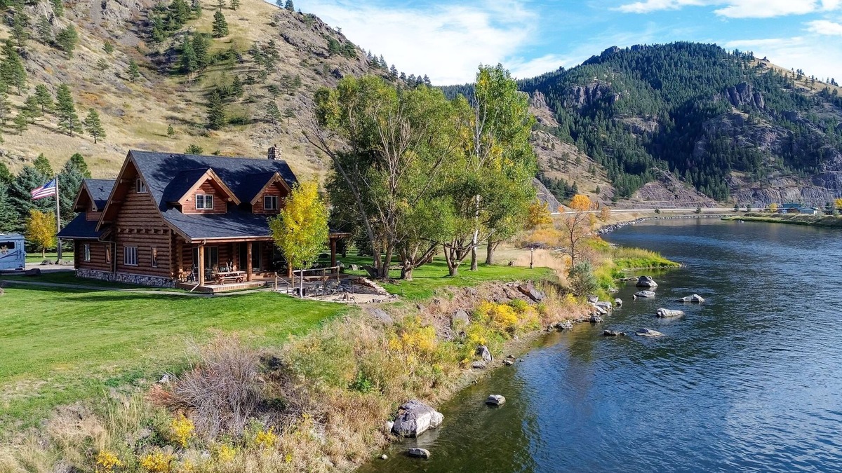 Cascade Cabin | 'River Front Ranch' Montana Retreat: Fishing Haven
