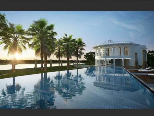 Bang Kra So Apartment | river front