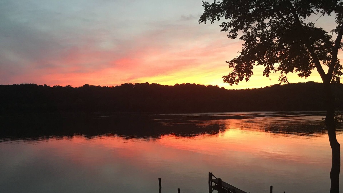 Prospect House | River Getaway-piece of heaven close to the city