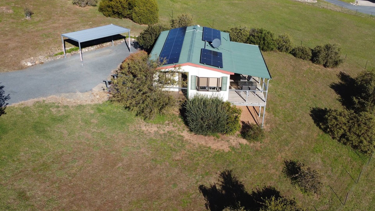 Little River Cottage | River Gum Pet Friendly Cottage