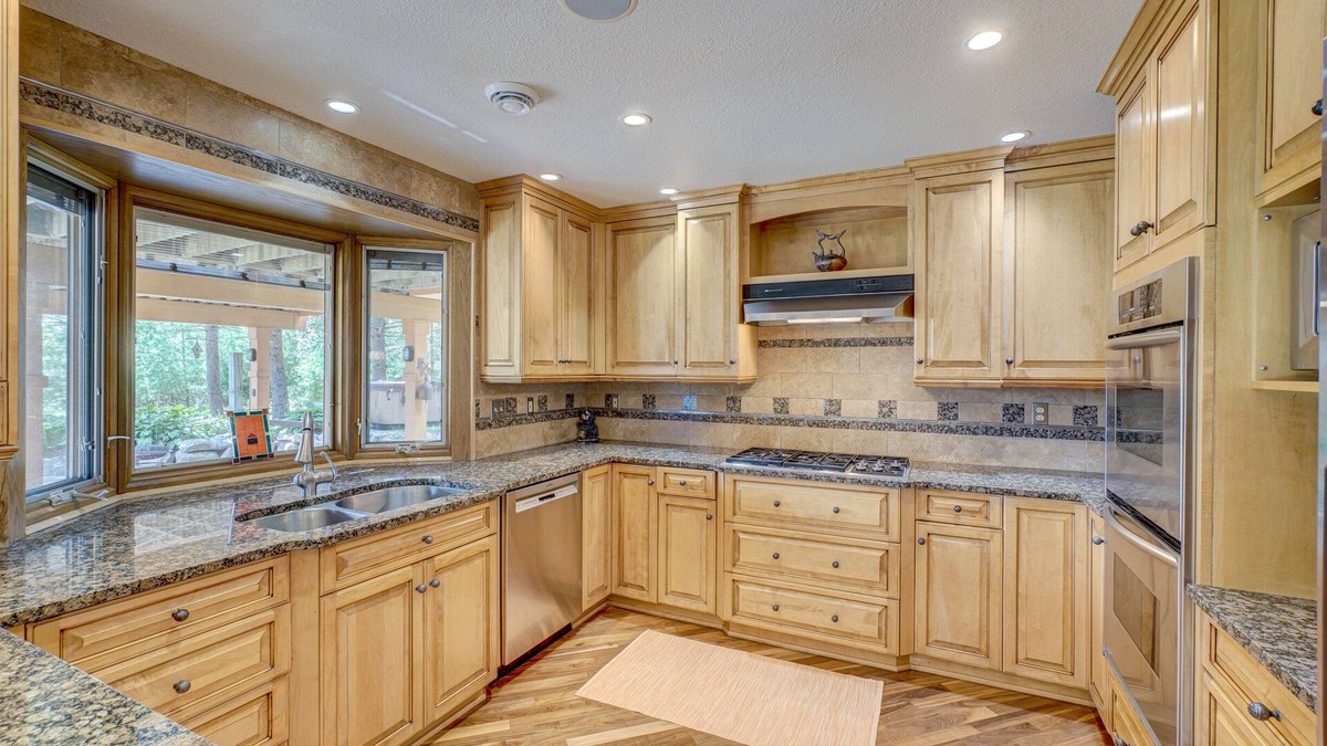 Hudson House | River hideaway located by historic Stillwater MN,