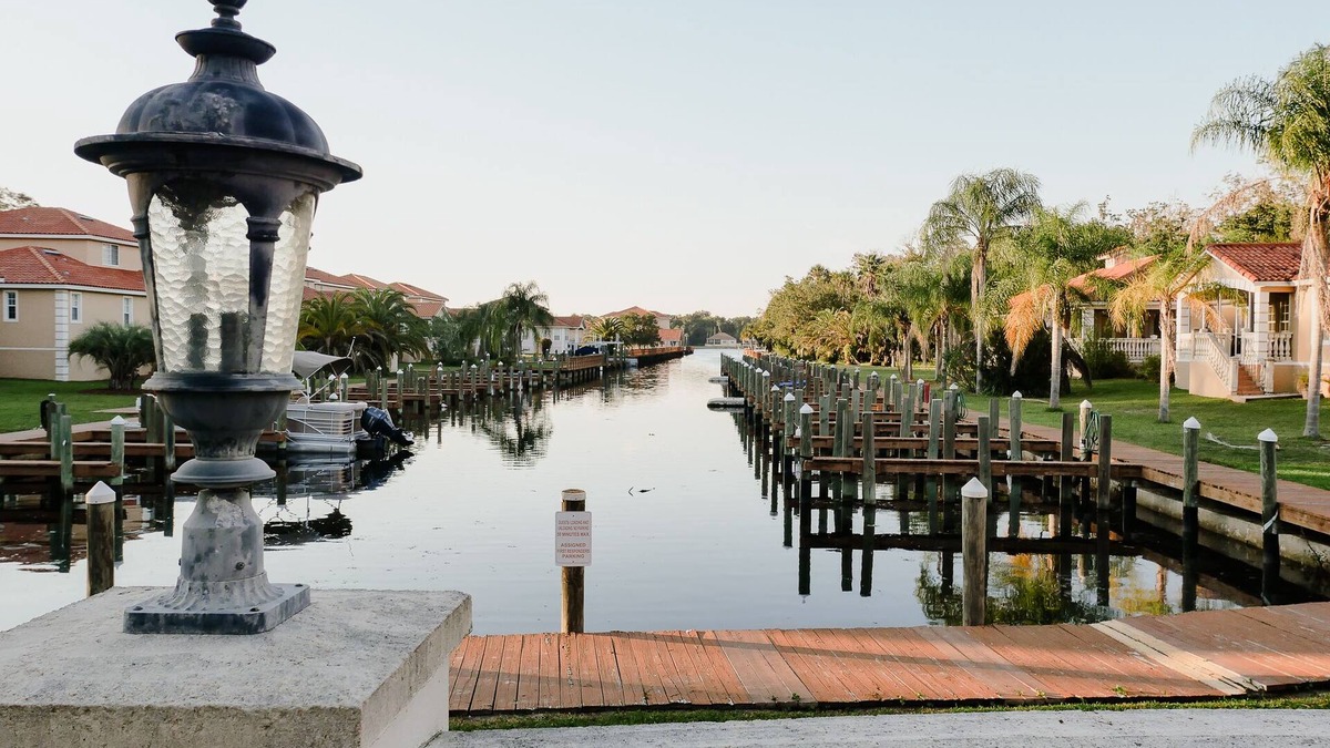 Homosassa House | River Home w/boat ramp, dock, trailer parking, EV Charger, Kayak & golf cart.