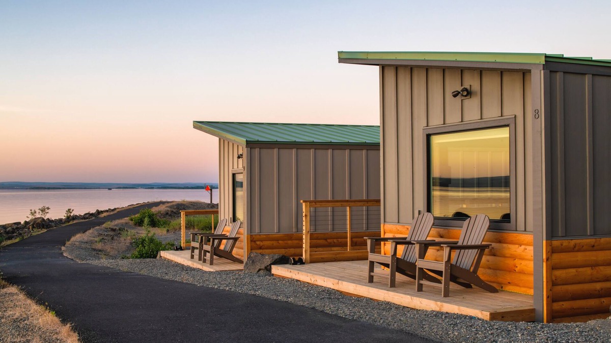 Boardman Hotel | River Lodge And Grill