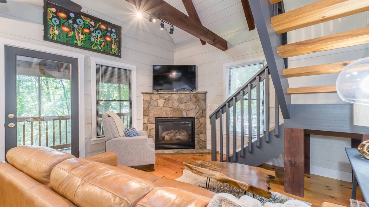 Demorest Cabin | River Mountain Cabin Near Helen, Demorest & More